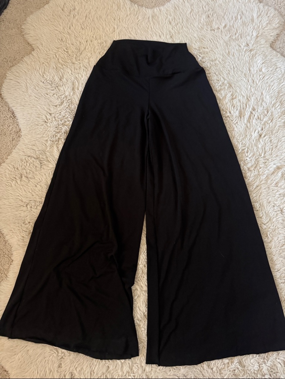 Black High-Waist Wide-Leg Pants